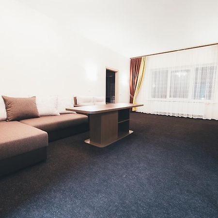 Sunhotel Astravyets Esterno foto